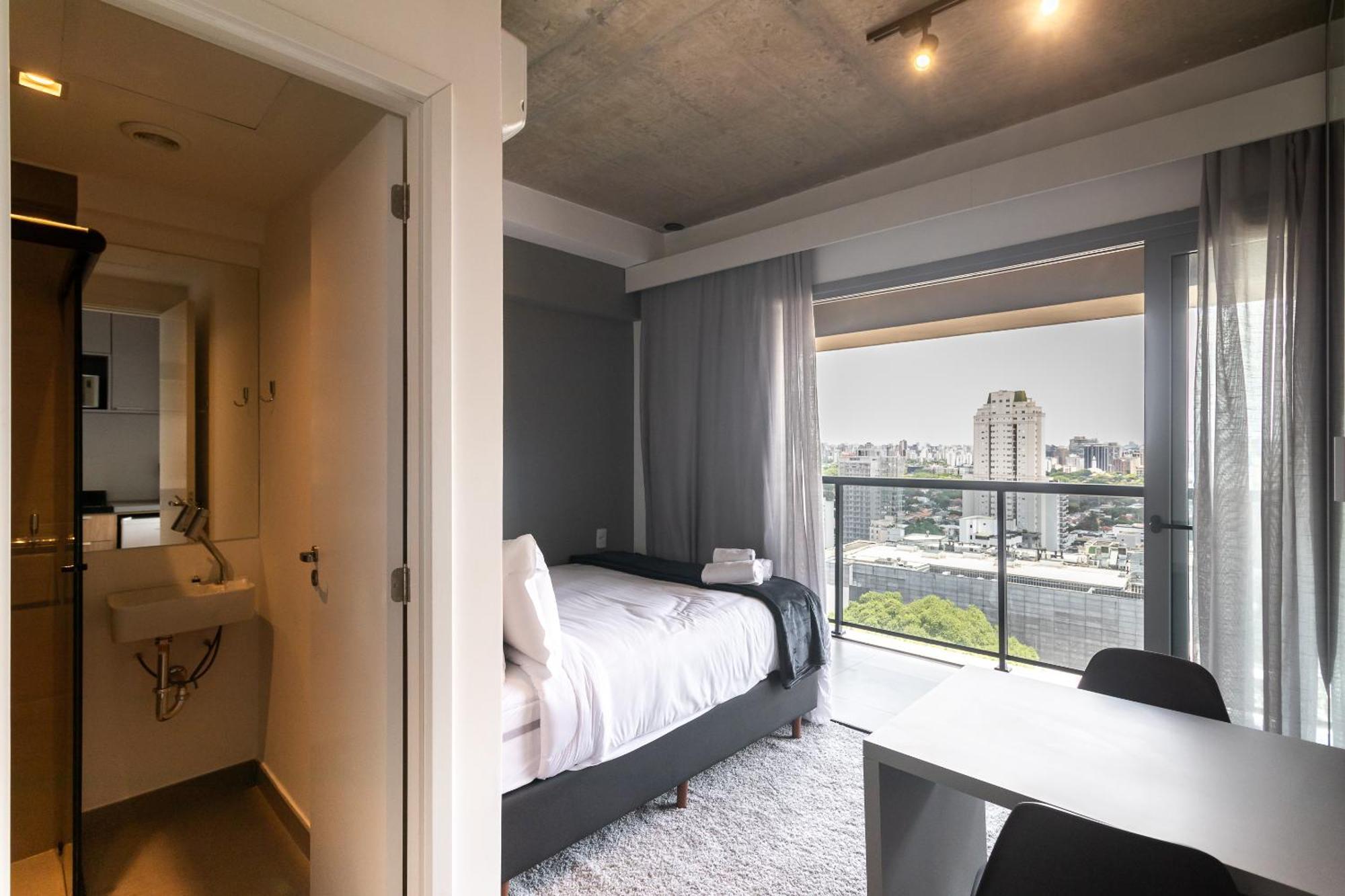 360 Vn On Lorena By Housi *